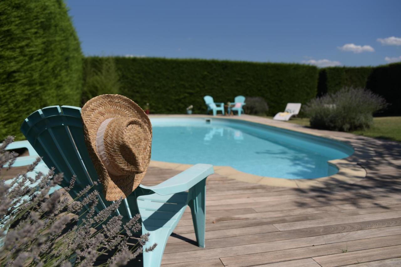 Bed and Breakfast Les Bessonnes Saint-Georges-Haute-Ville Exterior foto